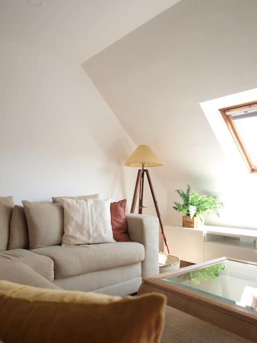 Precioso Apartamento Wifi, Aparcamiento, Piscina En 利亚内斯 外观 照片